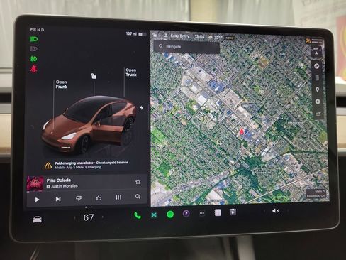 Used 2023 Tesla Model Y Long Range image 18