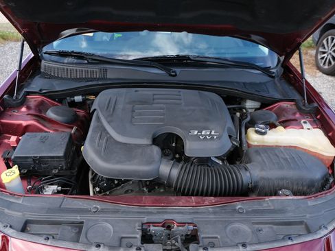 Used 2015 Chrysler 300 C image 46