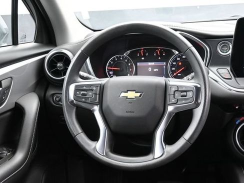 Used 2025 Chevrolet Blazer LT FWD image 14