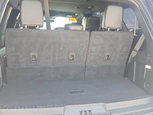 Used 2021 Ford Expedition Limited RWD image 18