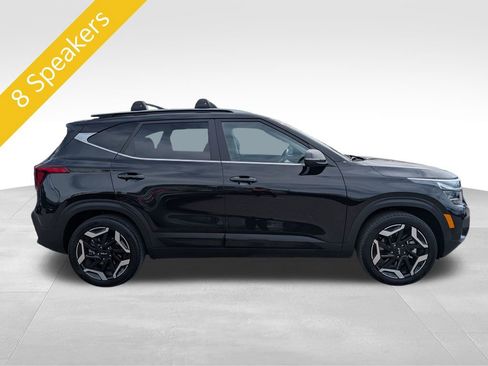 Certified 2025 Kia Seltos SX w/ SX Sunroof Package image 7