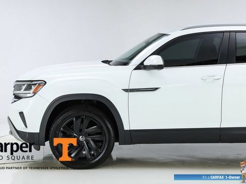 Used 2022 Volkswagen Atlas Cross Sport SE w/ Black Wheel Package AWD/4WD image 41