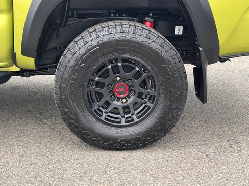 Used 2022 Toyota Tacoma TRD Pro AWD/4WD image 14