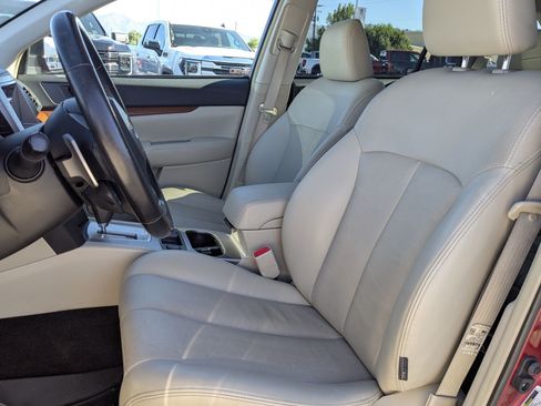 Used 2013 Subaru Outback 2.5i Limited AWD/4WD image 28