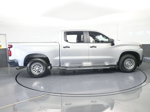 Used 2020 Chevrolet Silverado 1500 W/T RWD image 7