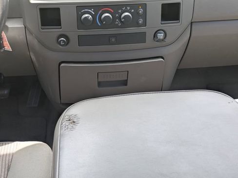Used 2007 Dodge Ram 2500 Truck SLT RWD image 34