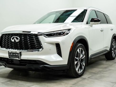 Used 2025 INFINITI QX60 Luxe AWD/4WD image 7