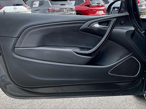 Used 2016 Buick Cascada Premium image 19