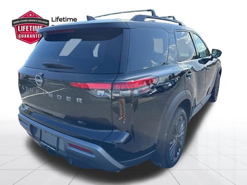 New 2026 Nissan Pathfinder SL w/ SL Premium Package image 5