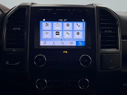 Used 2019 Ford Expedition XLT w/ Equipment Group 201A image 17