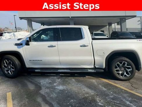 Used 2024 GMC Sierra 1500 SLT w/ SLT Premium Plus Package image 5