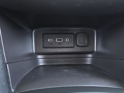 Used 2024 Chevrolet Equinox LT AWD/4WD image 34