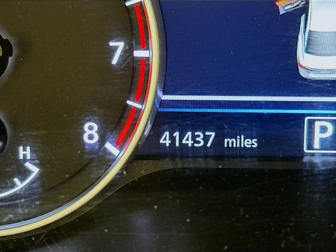 Used 2024 Nissan Sentra SV image 19