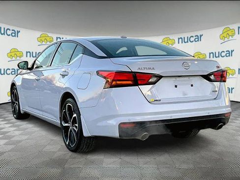 Certified 2024 Nissan Altima 2.5 SR image 4