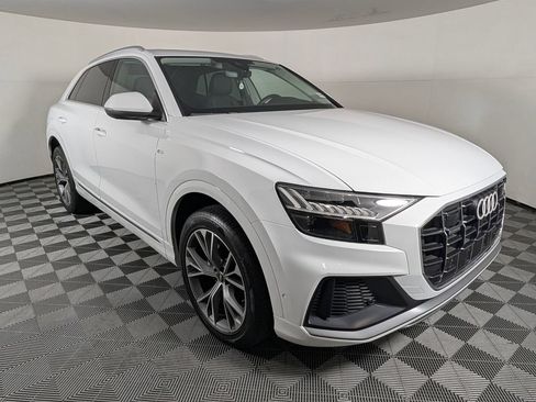Used 2023 Audi Q8 Premium Plus w/ Premium Plus Package AWD/4WD image 9