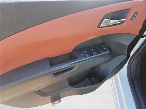 Used 2015 Chevrolet Sonic LT image 11