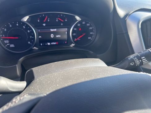 Used 2024 GMC Terrain SLT image 10