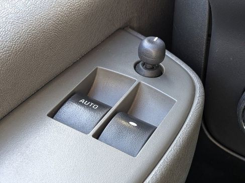 Used 2022 Chevrolet Express 2500 w/ Driver Convenience Package image 24