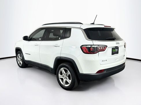 Used 2023 Jeep Compass Latitude AWD/4WD image 5