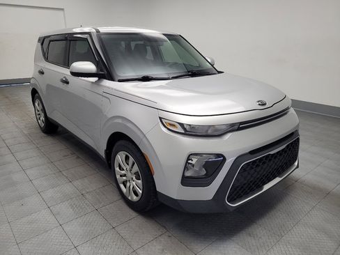 Used 2021 Kia Soul LX FWD image 13
