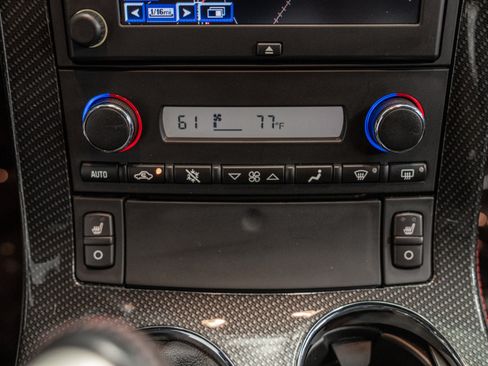 Used 2013 Chevrolet Corvette Z06 w/ 3LZ Preferred Equipment Group RWD image 33