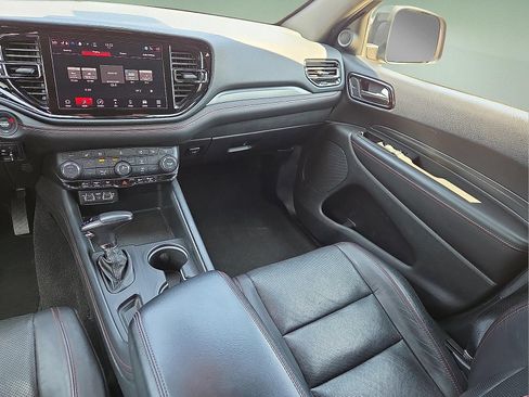 Used 2024 Dodge Durango GT AWD/4WD image 13