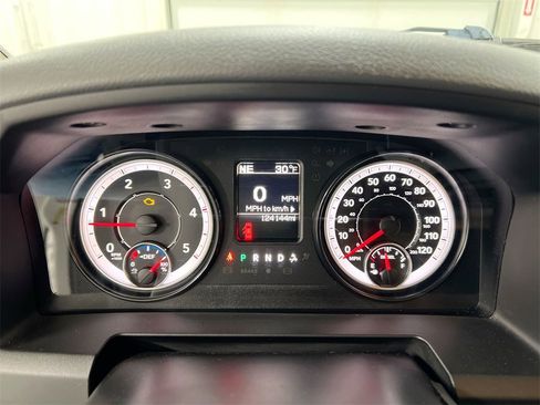 Used 2016 RAM 3500 Tradesman w/ Chrome Appearance Group image 10