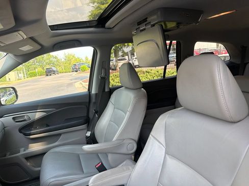 Used 2016 Honda Pilot EX-L image 9