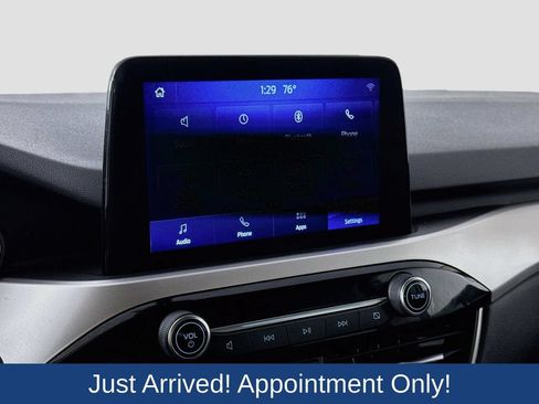 Used 2020 Ford Escape SE FWD image 17