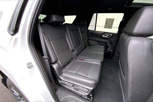 Used 2021 Chevrolet Tahoe Z71 w/ Luxury Package AWD/4WD image 26
