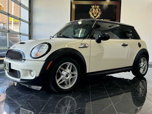 Used 2010 MINI Cooper S FWD image 3