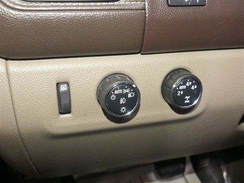 Used 2016 GMC Canyon SLT w/ Driver Alert Package AWD/4WD image 28