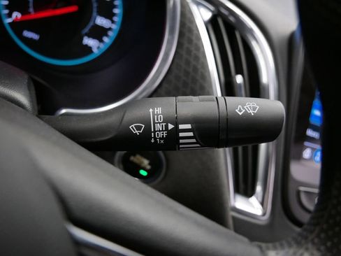 Used 2020 Chevrolet Malibu LT image 26