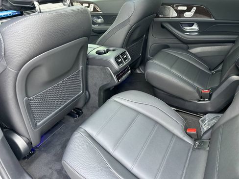 New 2026 Mercedes-Benz GLS 450 4MATIC image 12