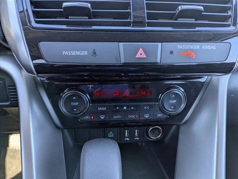 Used 2024 Mitsubishi Eclipse Cross SE image 20