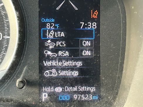 Used 2022 Toyota Corolla SE FWD image 23