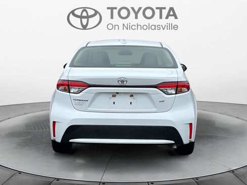 Used 2020 Toyota Corolla LE w/ LE Premium Package FWD image 5