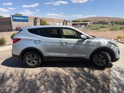 Used 2015 Hyundai Santa Fe Sport FWD image 5