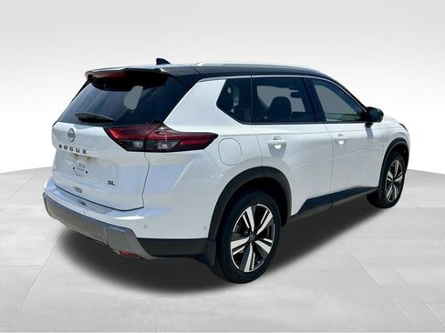 Certified 2024 Nissan Rogue SL w/ SL Premium Package FWD image 6