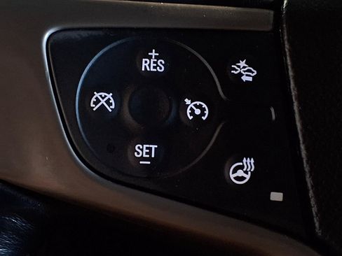 Used 2019 GMC Yukon Denali w/ Denali Ultimate Black Edition AWD/4WD image 26