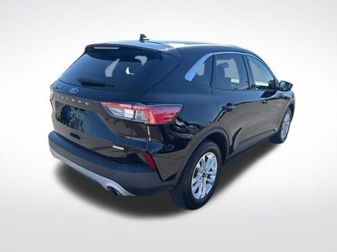 Used 2020 Ford Escape SE image 5