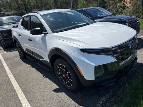 Used 2024 Hyundai Santa Cruz XRT image 3