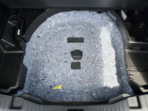 Used 2025 Ford Escape ST-Line AWD/4WD image 12