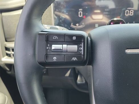 Certified 2025 Hyundai Santa Fe SEL FWD image 7