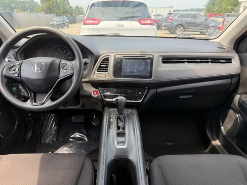 Used 2016 Honda HR-V EX image 3