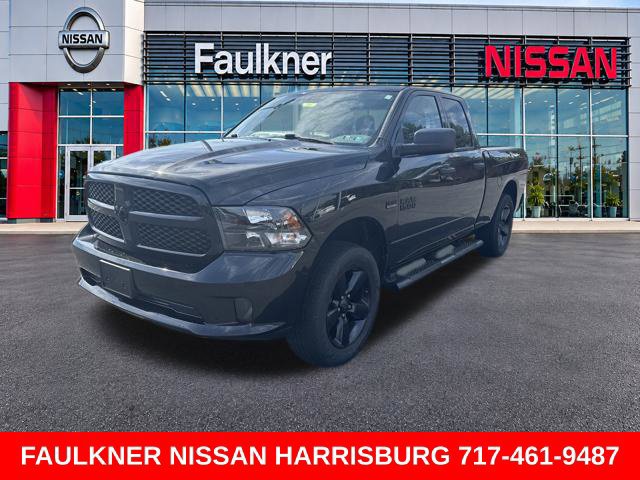 Used 2017 RAM 1500 Express w/ Black Ram 1500 Express Group AWD/4WD image 3