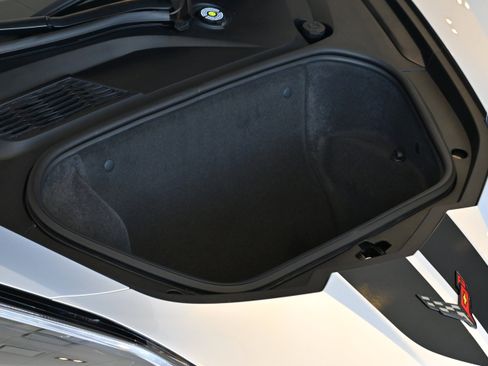 Used 2024 Chevrolet Corvette Z06 w/ Z07 Performance Package image 28