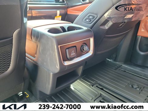New 2026 Kia Carnival SX FWD image 15