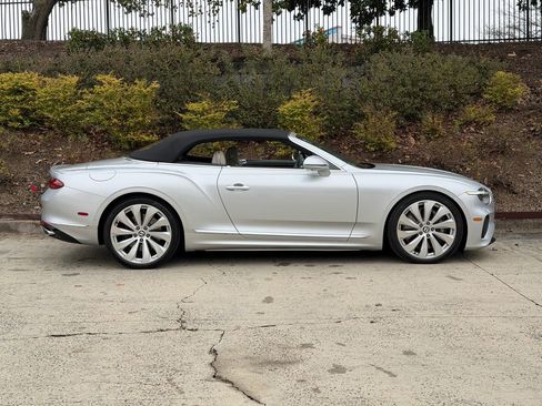 New 2026 Bentley Continental GTC image 12