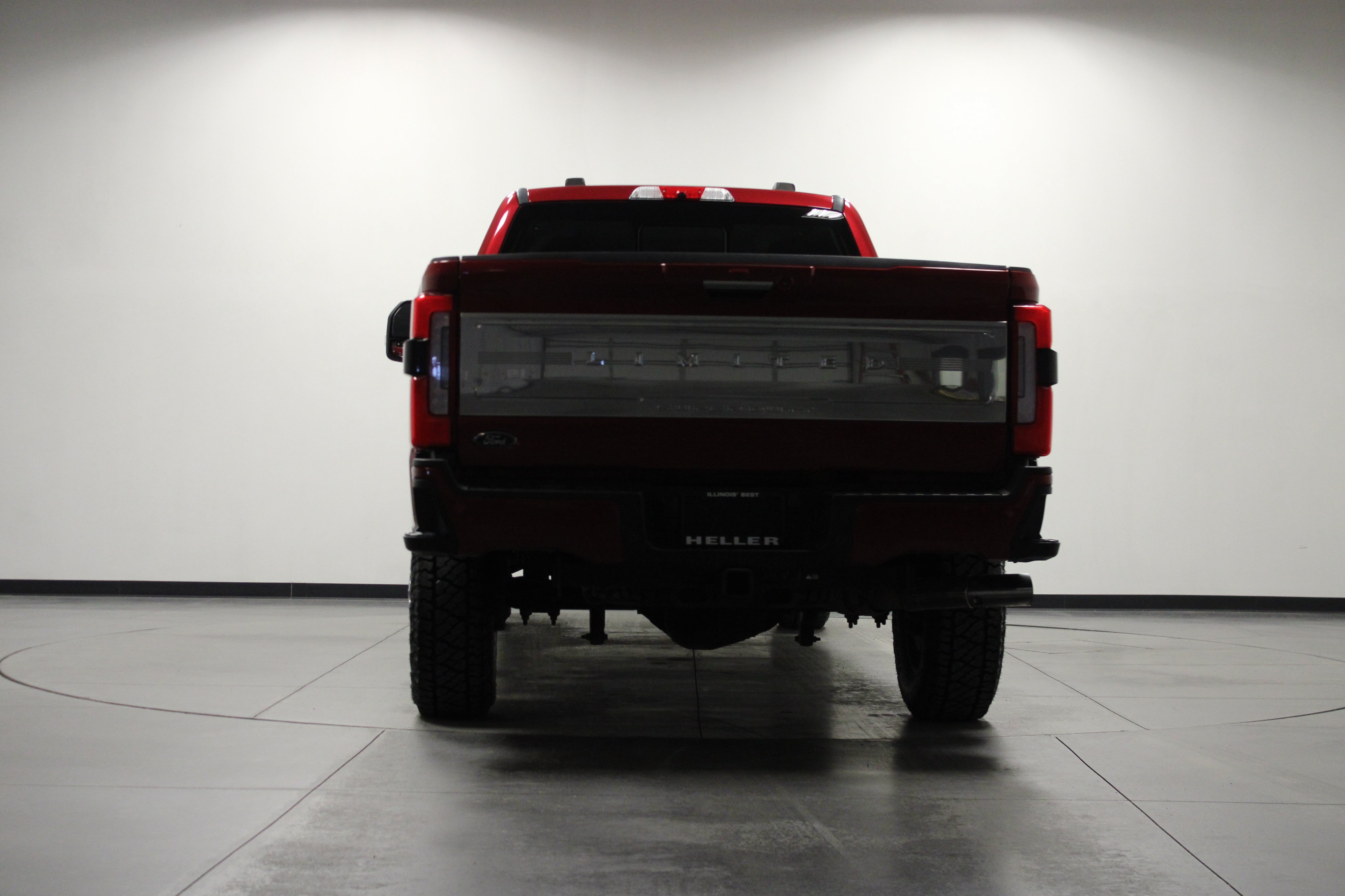Used 2023 Ford F350 Limited w/ FX4 Off-Road Package AWD/4WD image 5